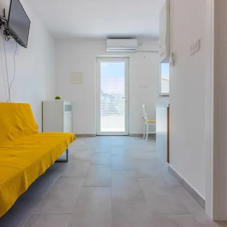 Nemo Apartment