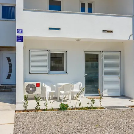 Nemo Apartment Povile