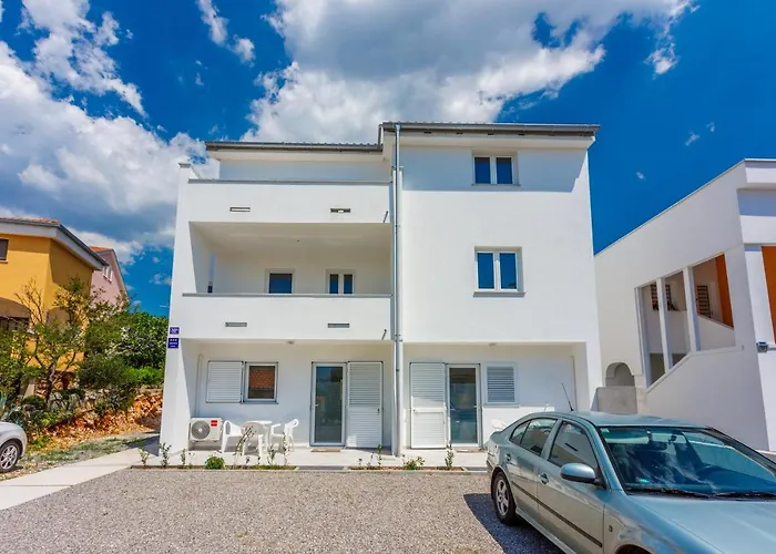 Lägenhet Nemo Povile